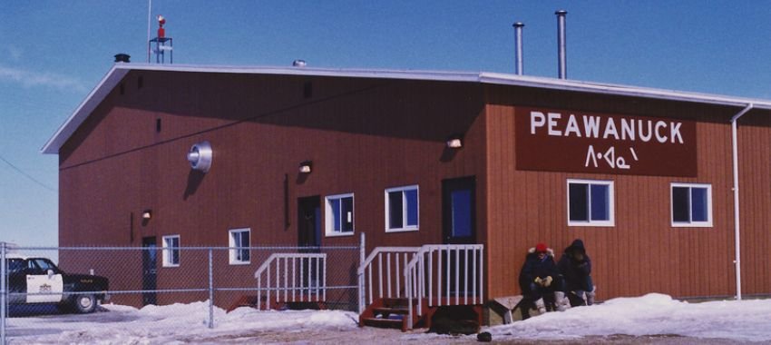 Peawanuck Airport