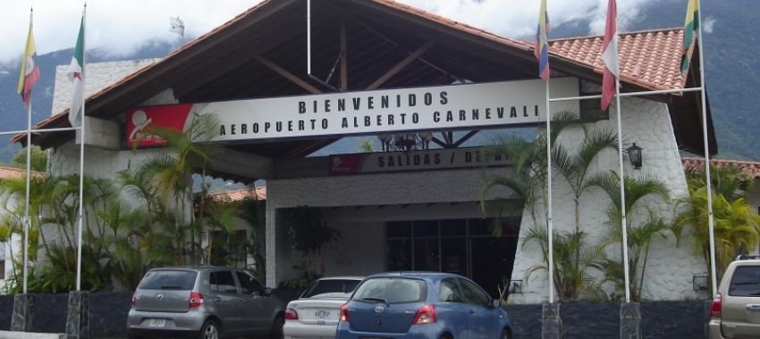 Alberto Carnevalli Airport