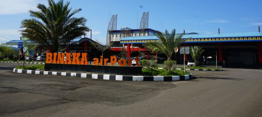 Binaka Airport