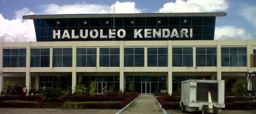 Haluoleo Airport