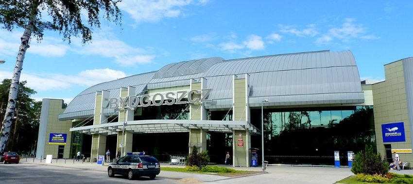 bydgoszcz ignacy jan paderewski airport