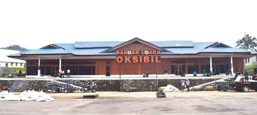 Oksibil Airport