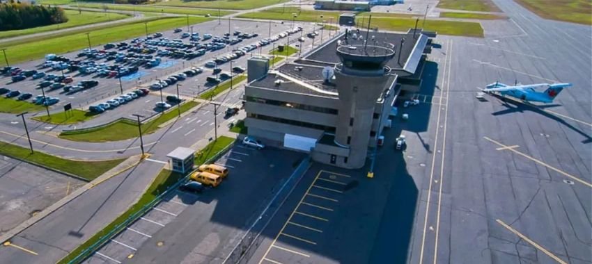 Port Menier Airport