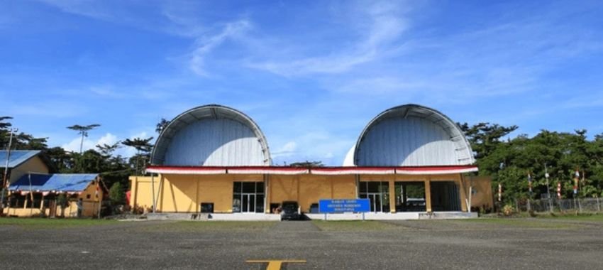 Stevanus Rumbewas Airport
