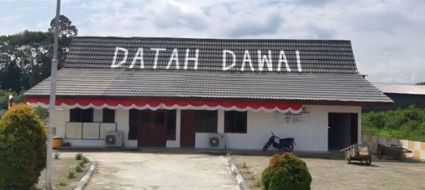 Datah Dawai Airport